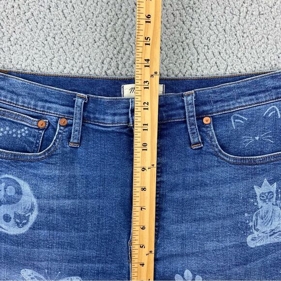 Madewell High Waist Denim Shorts with Graphic Designs - Picture 8 of 16